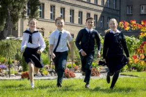 Szkoła Sióstr nazaretanek w Warszawie